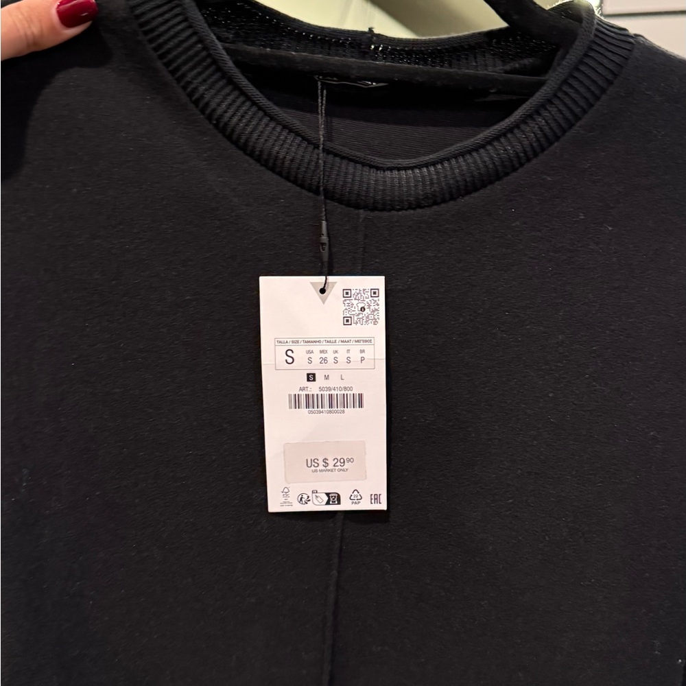 Zara Classic Black Sweatshirt